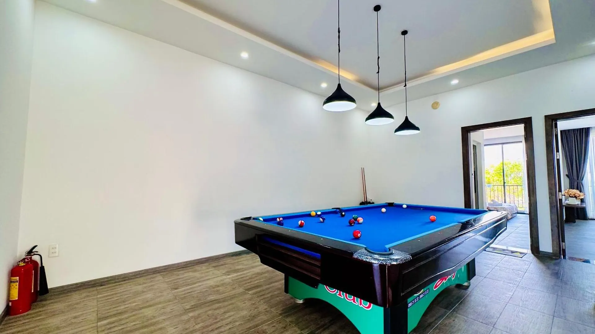 Snow Villa -5Br Ho Boi- Gan Bien Da Nang Vietnam